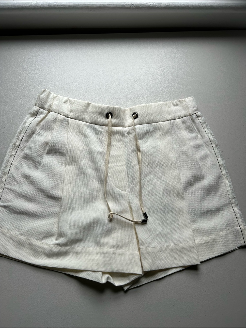 Brunello Cucinelli Ivory Cotton Linen Monili Side Trim Shorts IT 40 US 4